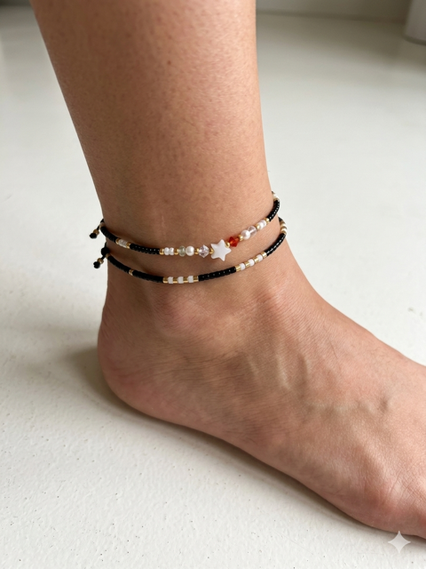 Lot de 2 Bracelets de Cheville Perles Noires & Étoile