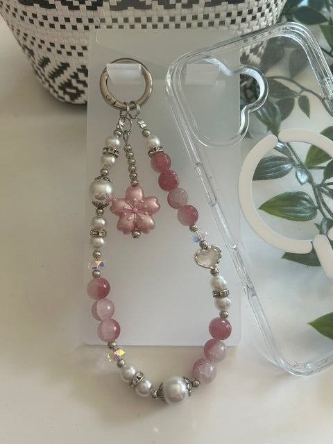 Grigri Téléphone Perles Roses & Pendentif Fleur
